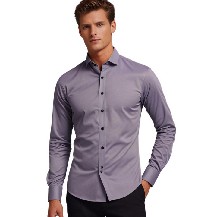Graues Herrenhemd, langärmelig, elegantes Design, Knopfleiste, Businessmode.