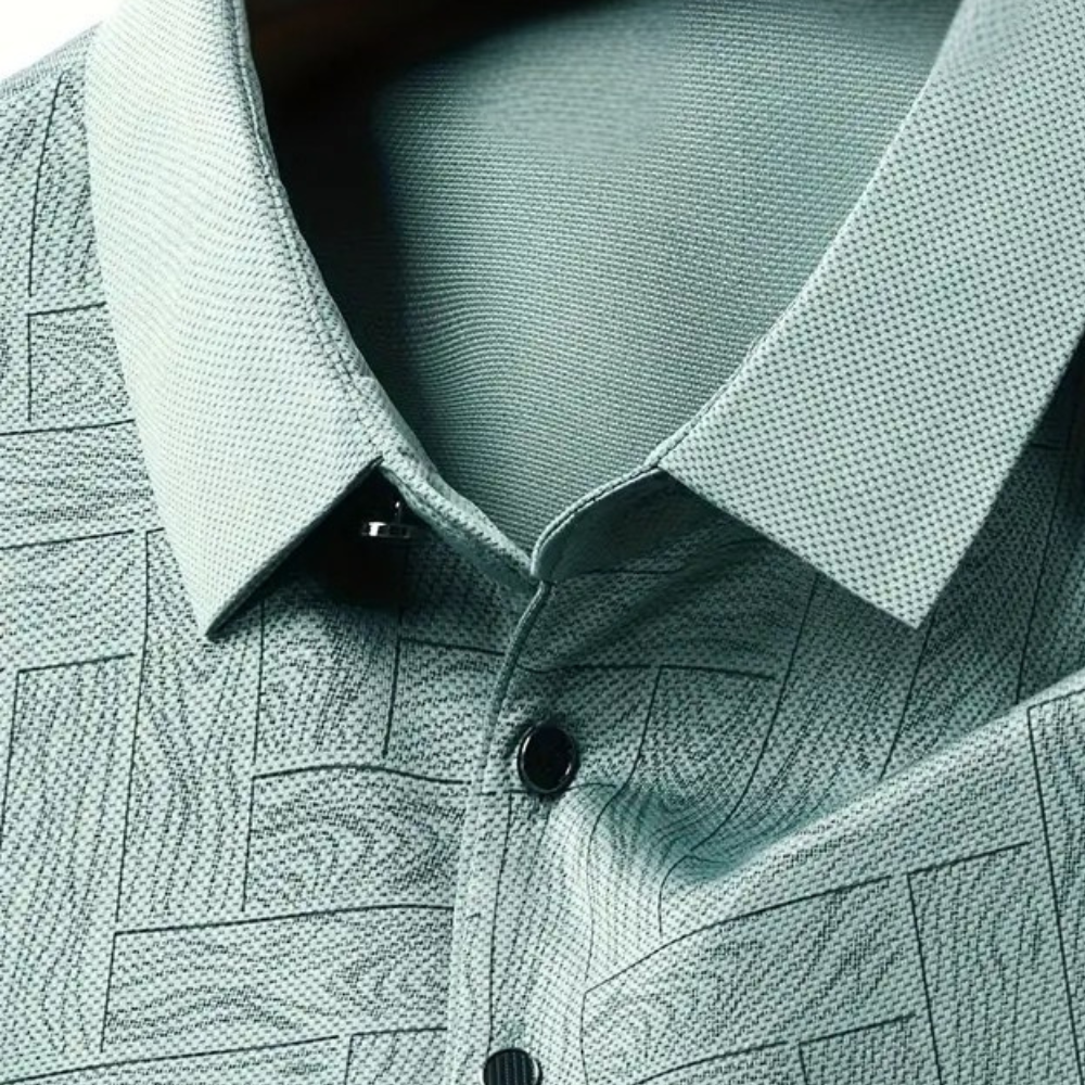 Graues Herrenhemd mit geometrischem Muster, Knopfleiste, elegantes Design, Baumwolle.