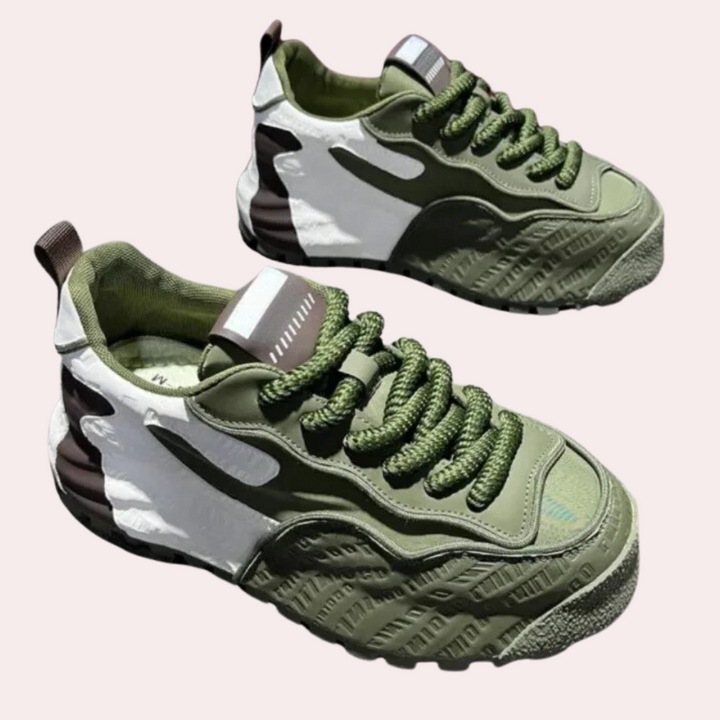Grüne und weiße Sneaker, Herren, sportlich, atmungsaktiv, rutschfest, modisch, Freizeitschuhe.