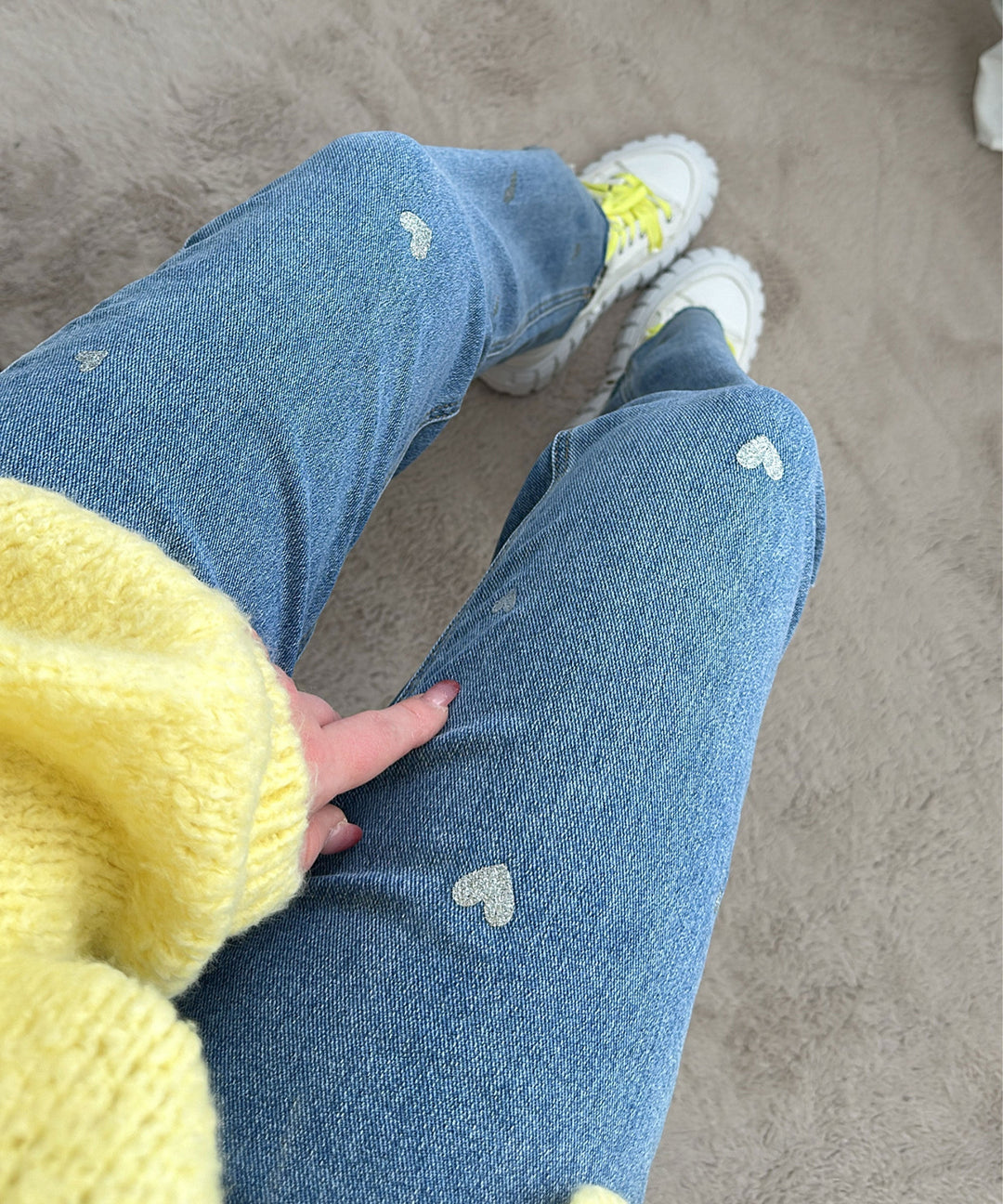 Dame stretchjeans med vide ben og hjerteprint - Amelie