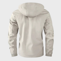 Hellgraue Herrenjacke mit Kapuze, wasserabweisend, Outdoor-Bekleidung, Rückansicht.