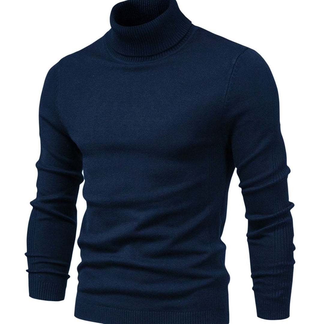 Rollkragenpullover in Dunkelblau, schräge Vorderansicht, mit gerippten Bündchen und schmalem Schnitt 7