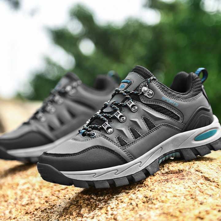 Trendy udendørs vandresko - PeakTrail