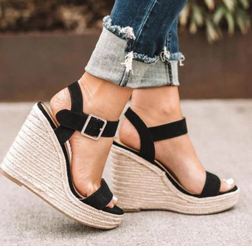 Orthopedic wedge heels with buckle - Mila
