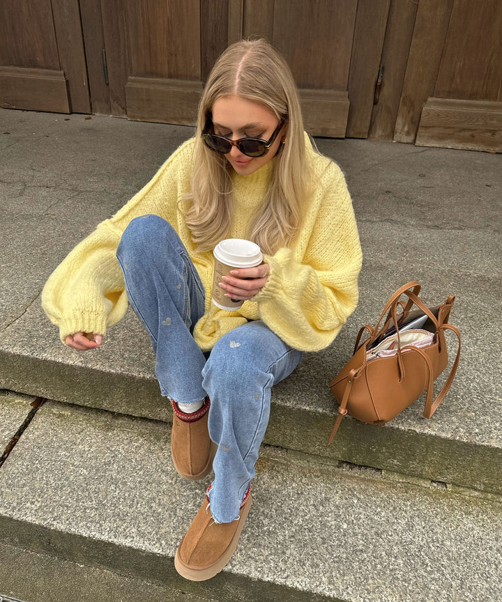 Dame stretchjeans med vide ben og hjerteprint - Amelie