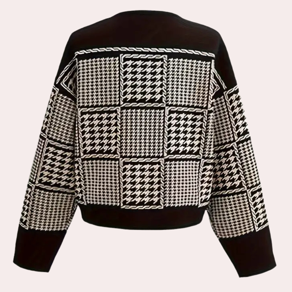 Schwarz-weißer Hahnentritt-Pullover, Damenmode, Strick, geometrisches Muster, Herbstkleidung.