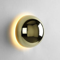 Vegglampe med retro-arkitektonisk utseende – NovaLux