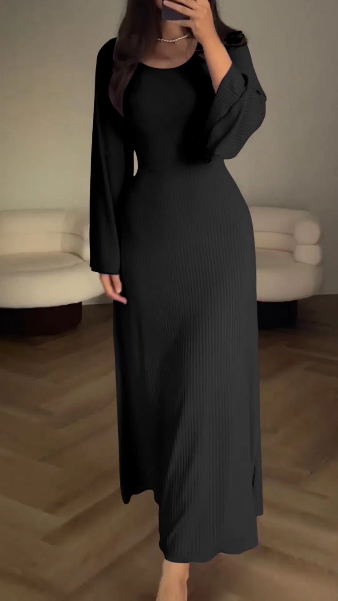 Elegant bodycon maxi dress with lacing – Valencia