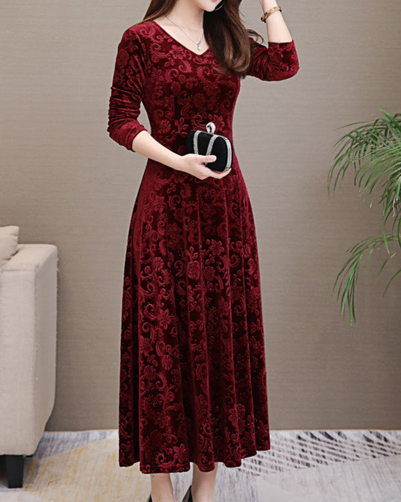 Velvet midi dress with long sleeves – Selina