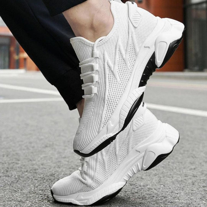 Diskrete hævende herresneakers med stil – MaxLift Boost
