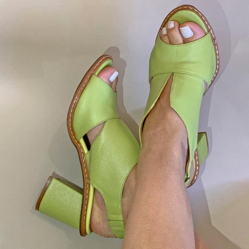 Sandalias de cuero para mujer con tacón y plantilla cómoda – Selina