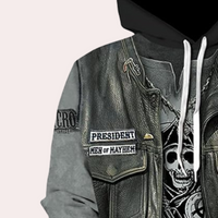 Schwarze Lederweste mit Totenkopf-Design und "President" Aufnäher, Motorradbekleidung.