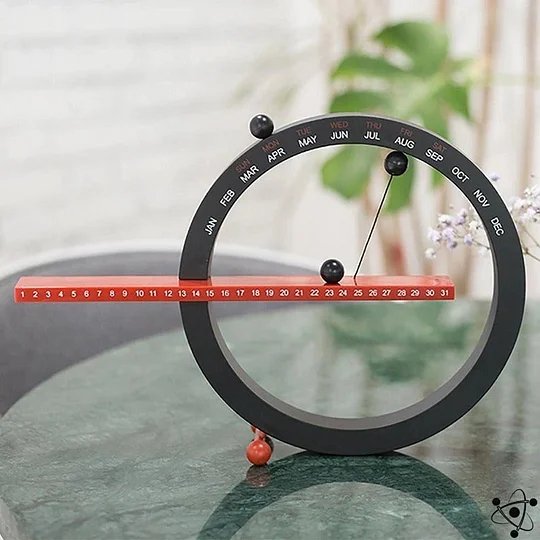 Silent Magnetic Perpetual Calendar - Calméon