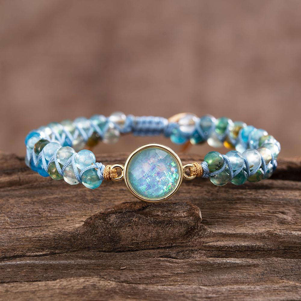 Brazalete de ópalo azul hipnotizante - Liora