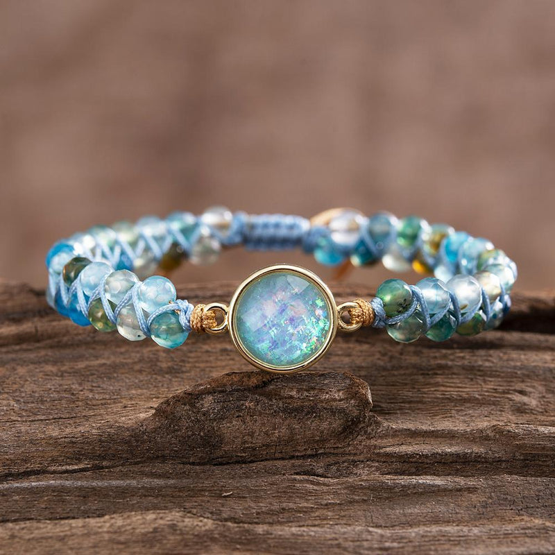 Brazalete de ópalo azul hipnotizante - Liora