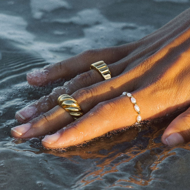 Stylish Women's Ring – Isle
