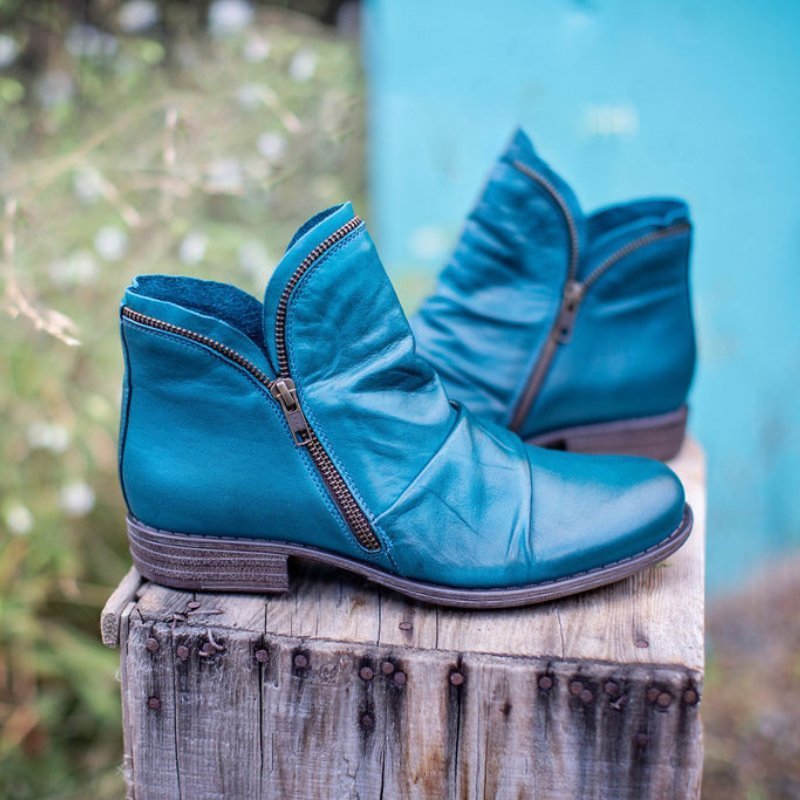 Fashionable ankle boots for chilly days - WinterChic