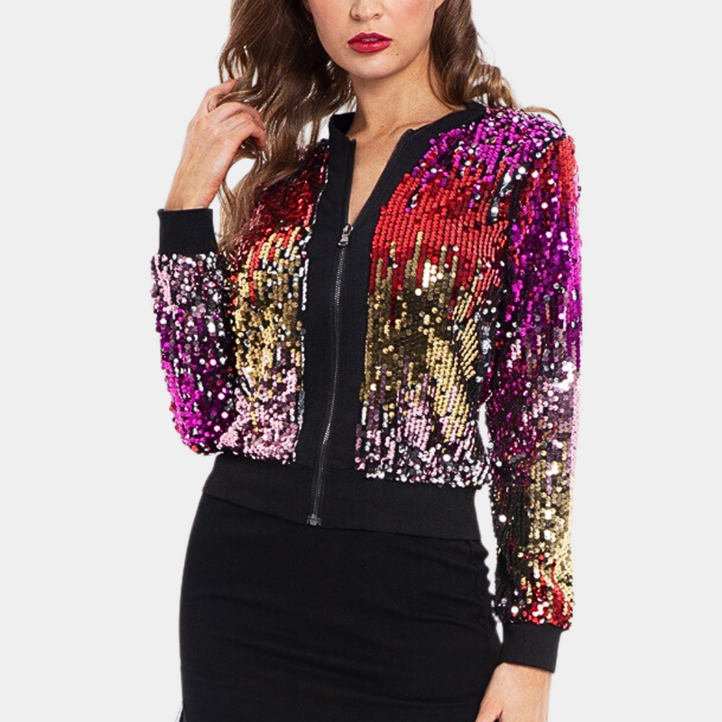 Frau trägt bunte Paillettenjacke, Reißverschluss, modisch, glamourös, Party-Outfit, elegant.