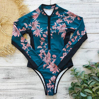 Long-sleeve One-piece Women's Swimsuit with Zipper – Naria