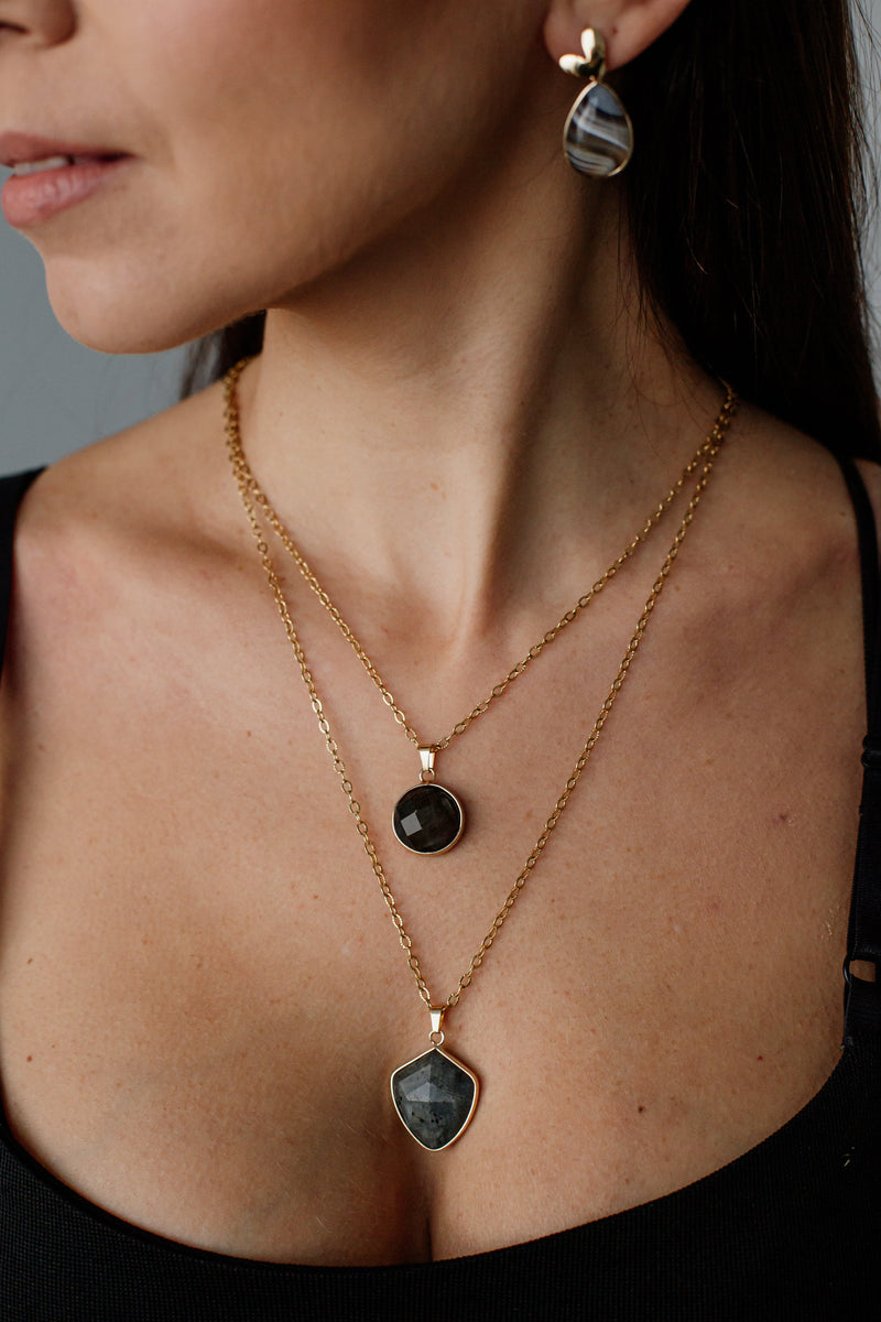 Labradorite Protective Chain – Valoria