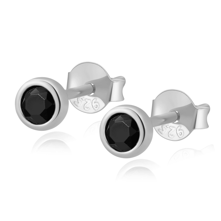 Compact Circle Earrings – Amira