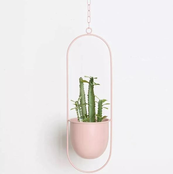 Stylish Plant Hanger for Indoor and Outdoor Use – LeafLuxe