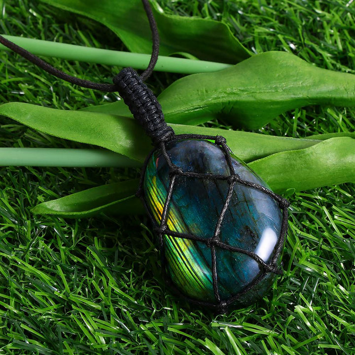 Mystical Labradorite Dragon Heart Necklace – Aris