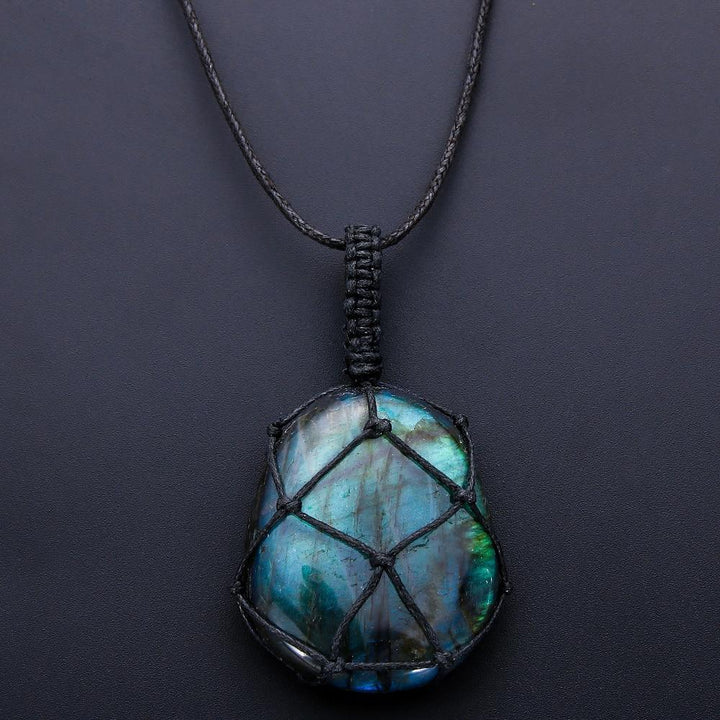 Mystical Labradorite Dragon Heart Necklace – Aris
