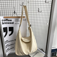 Trendy Shoulder Bag - Mia