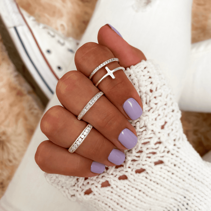 Stylish Cubic Zirconia Ring – Amelia