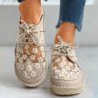 Embroidered flower shoes with supportive footbed – Lucine