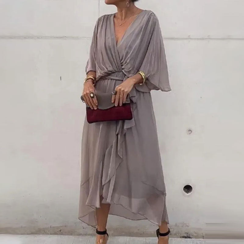 Vestido maxi de caída suelta con escote en V – Elara