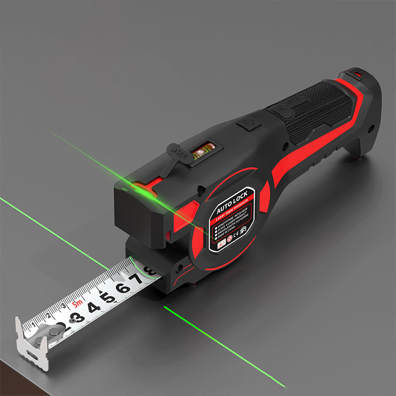 Rot-schwarzes Maßband mit Laser, das grüne Laserlinien auf eine graue Fläche projiziert, Band ausgezogen 1
