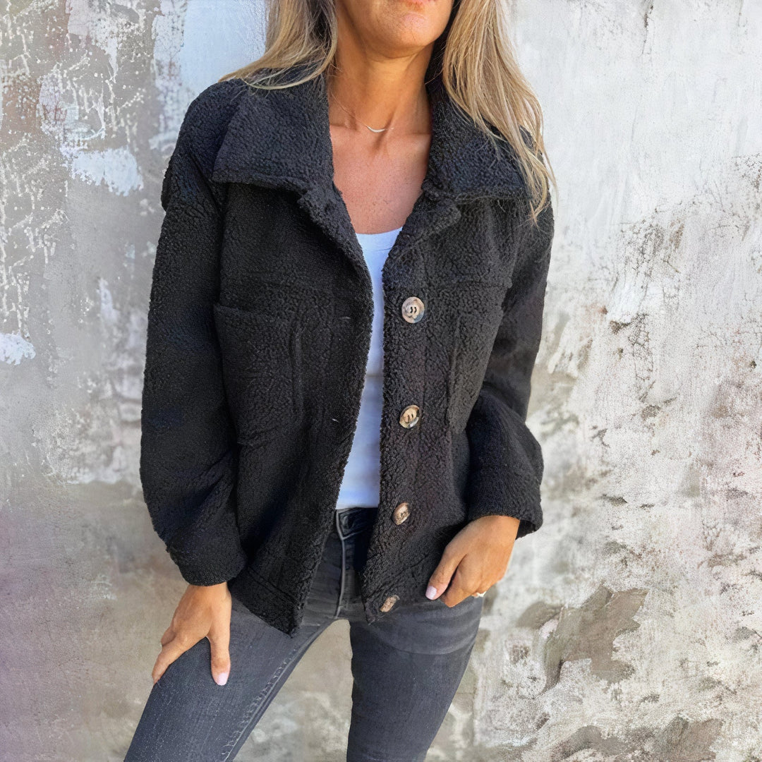 Damejakke i mykt teddy-materiale – Marisol