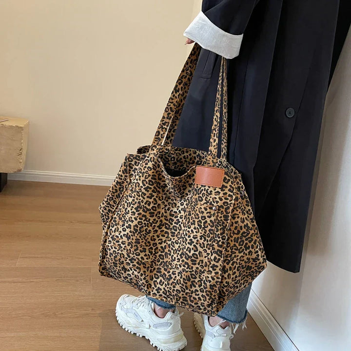 Oversized lærred skuldertaske med leopardmønster - lilla