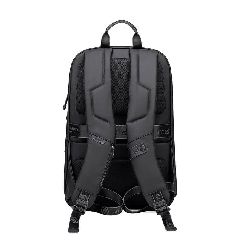 Mochila multifuncional impermeable con compartimentos antirrobo – AllCarry