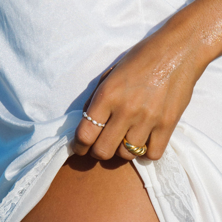 Stylish Women's Ring – Isle