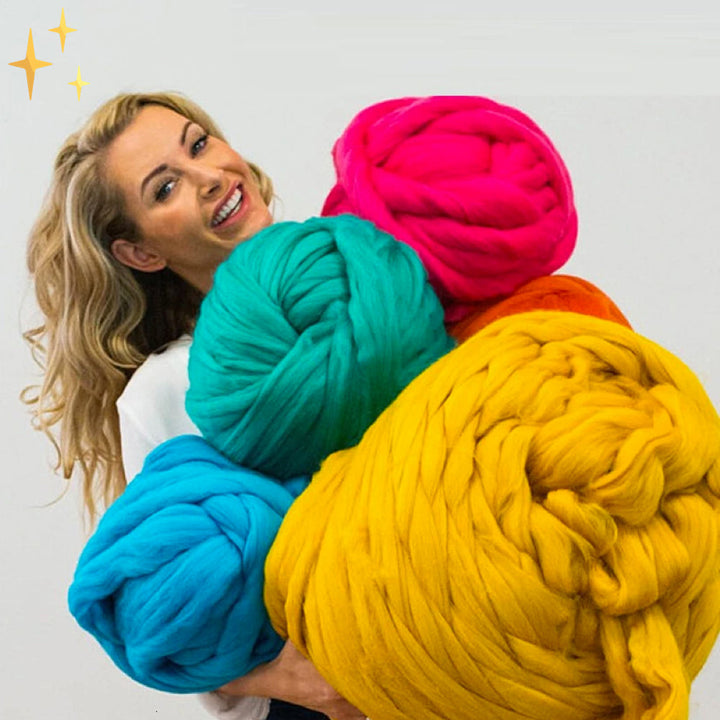 1000 Grams XXL Chunky Knitting Yarn - LuxaWool