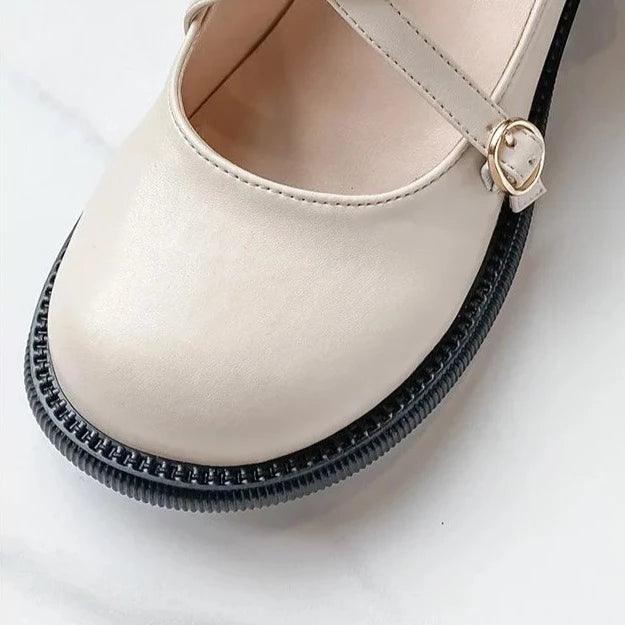 Mary Jane-pumps med stilfuld spænde - Clara