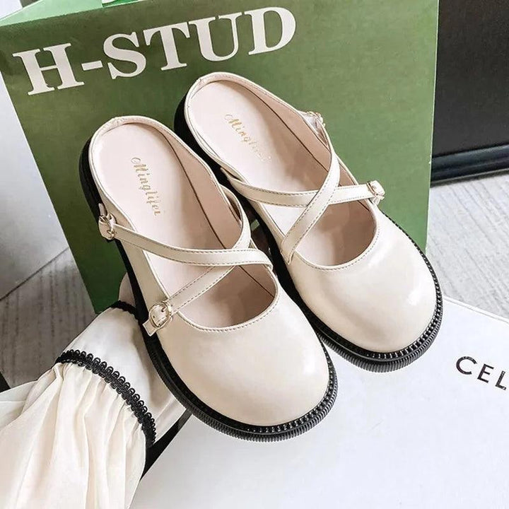 Mary Jane-pumps med stilfuld spænde - Clara