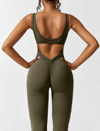 Backless Jumpsuit with Flared Pants – Liv