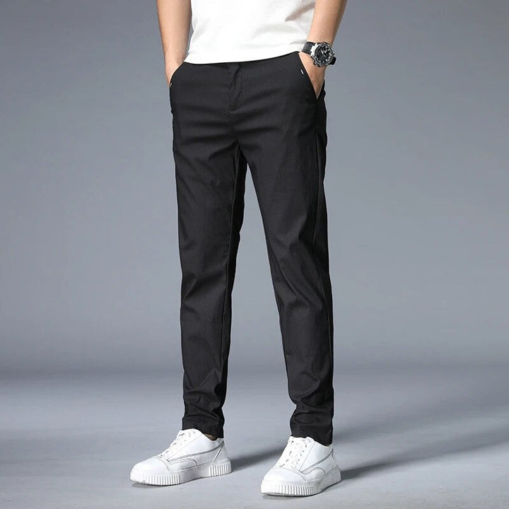 Slim-Fit-Hose | Elastisch und bequem für jeden Moment