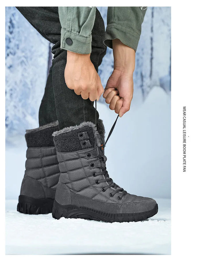 Winter hiking boots | Large and sturdy snow stompers