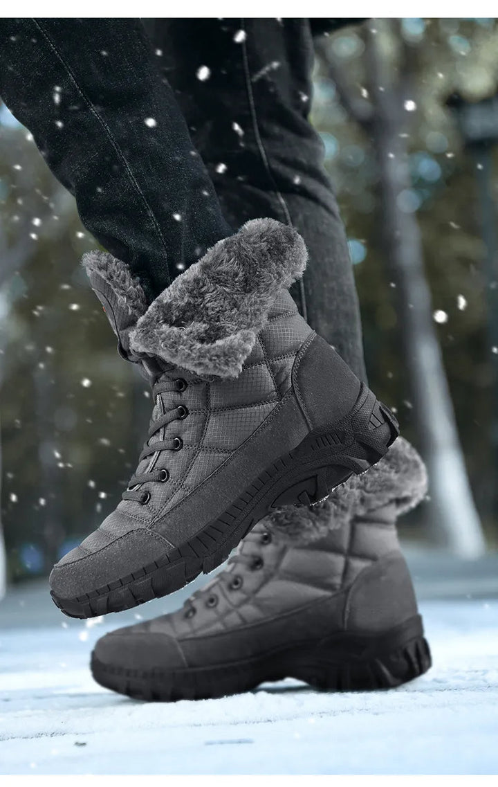 Winter hiking boots | Large and sturdy snow stompers