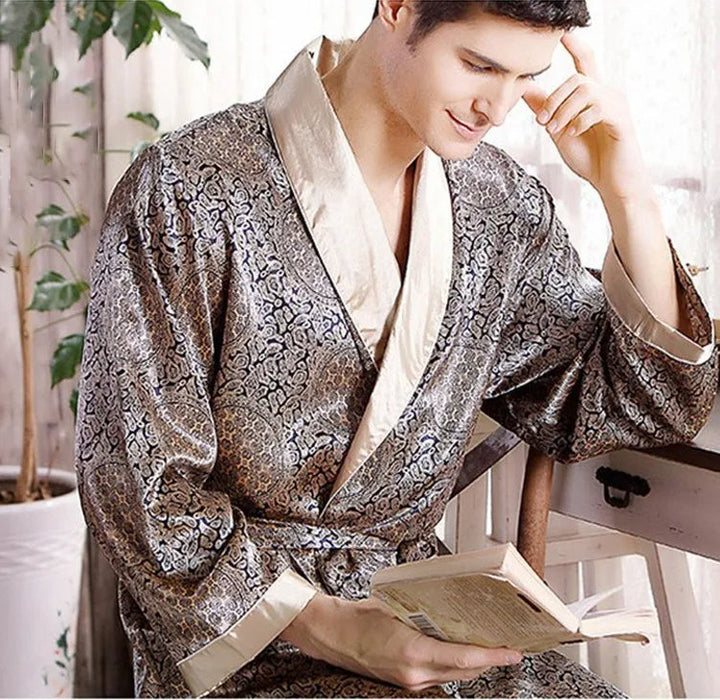 Albornoz Satin Deluxe | Albornoz de satén a la moda