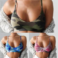 Top corto de camuflaje Coco | Una prenda superior femenina fresca y veraniega
