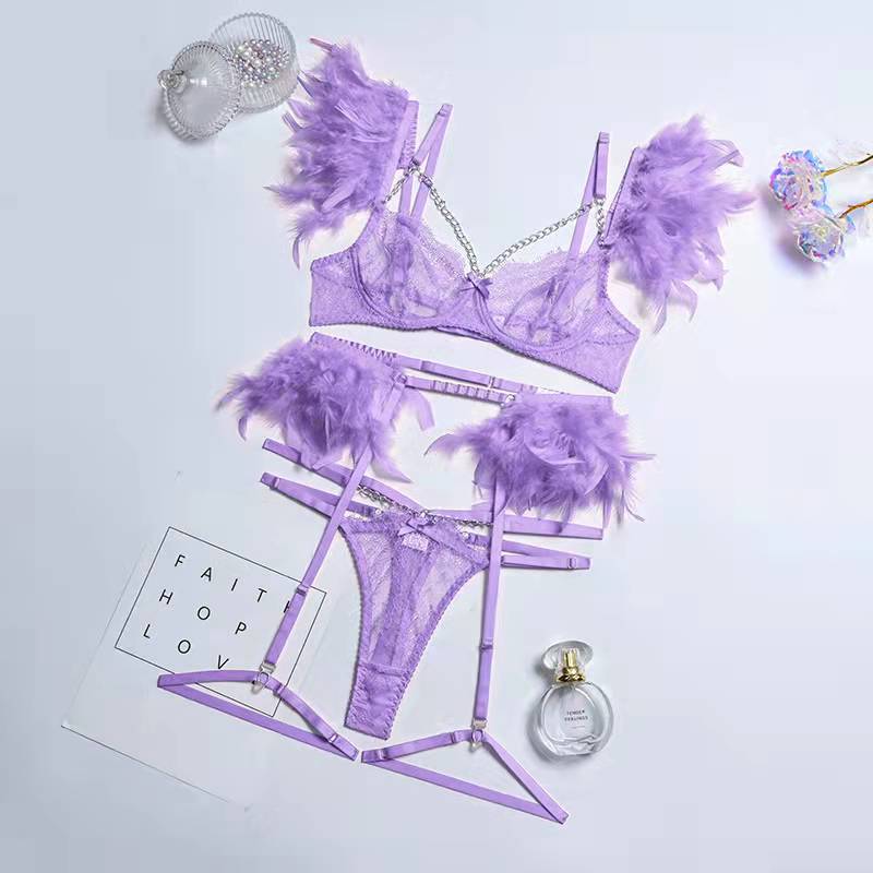 Mirella conjunto de lencería de 3 piezas | Un conjunto sexy con detalles únicos